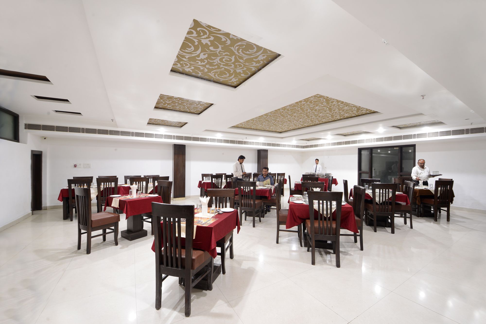 Фото Hotel East Gate