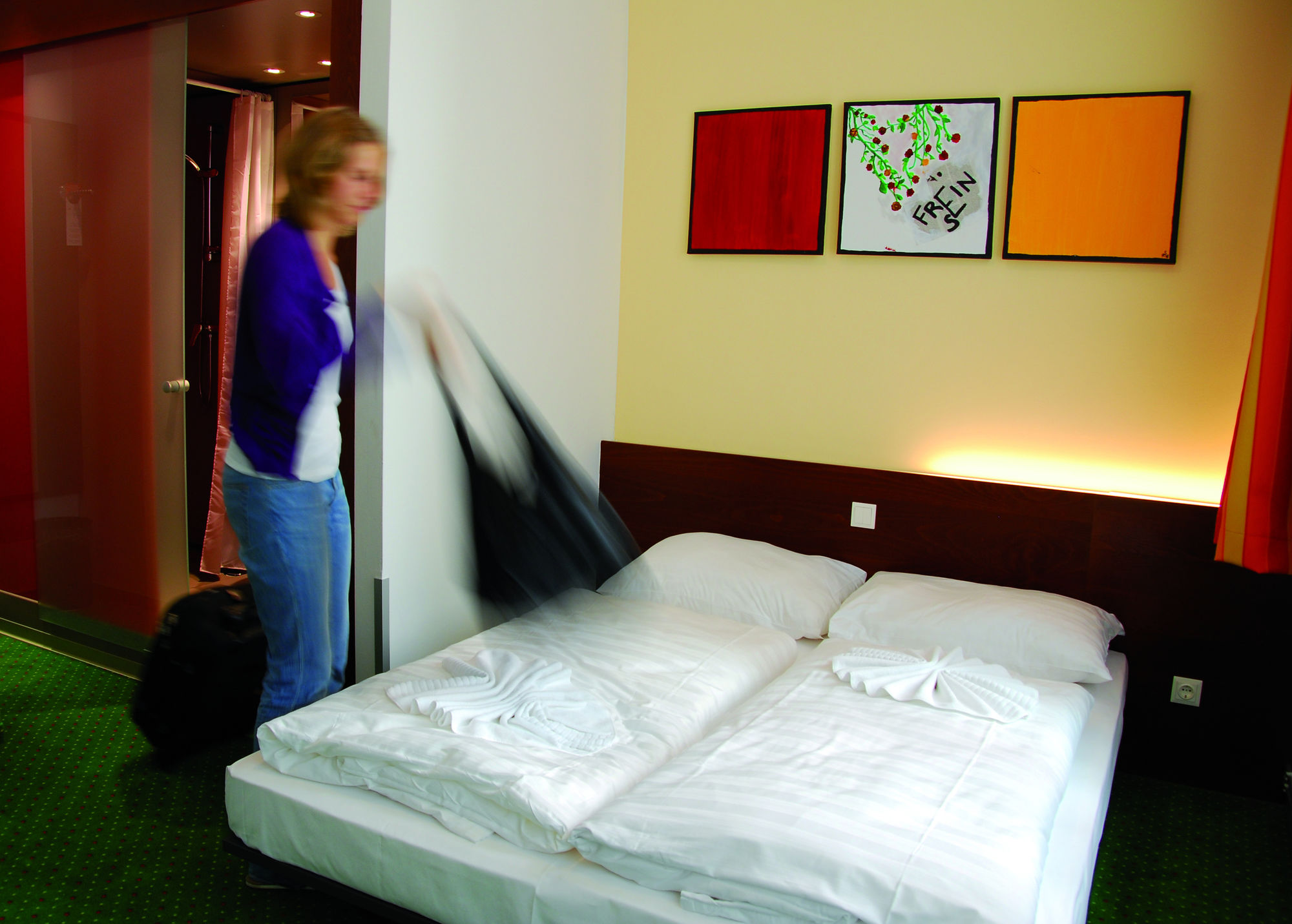 Фото Pension Stadthalle