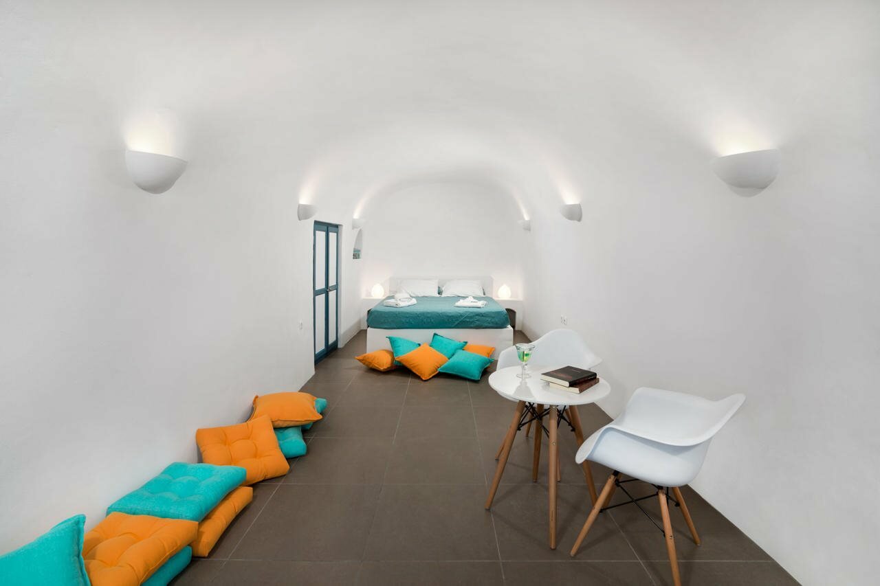 Фото Horizon Aeifos Suites