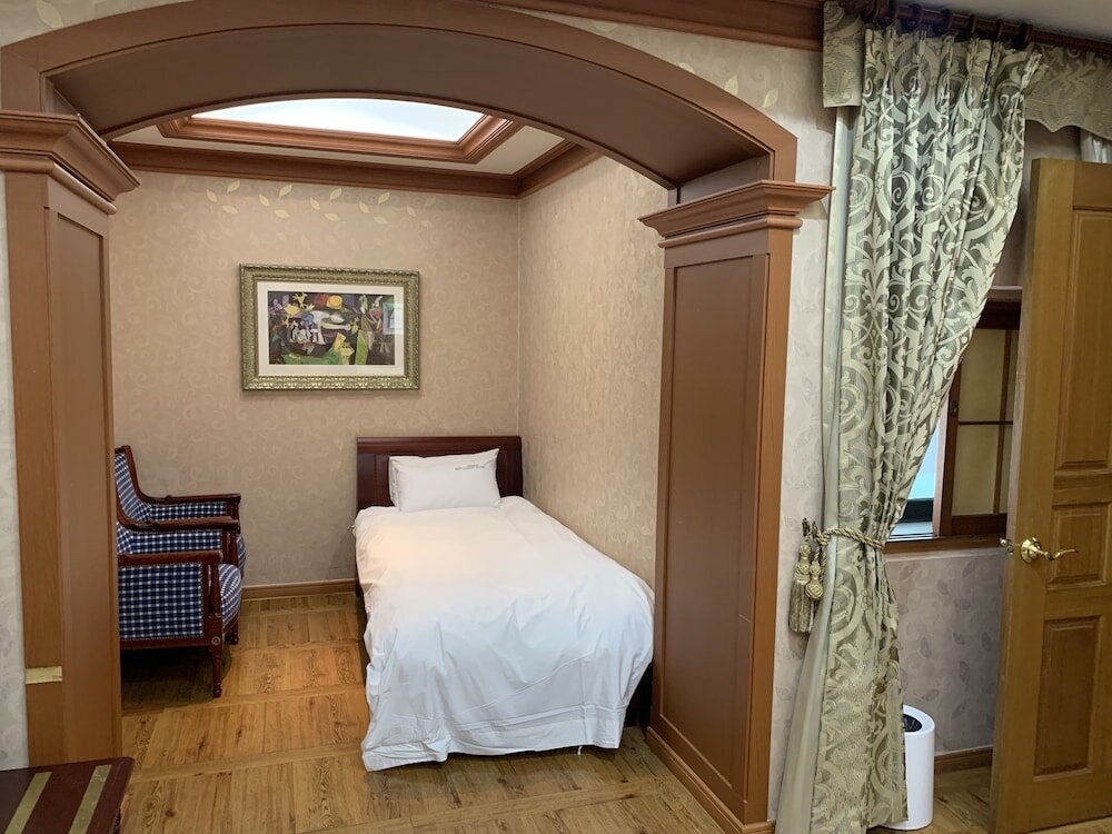 Фото Browndot Gwangju Sangmu