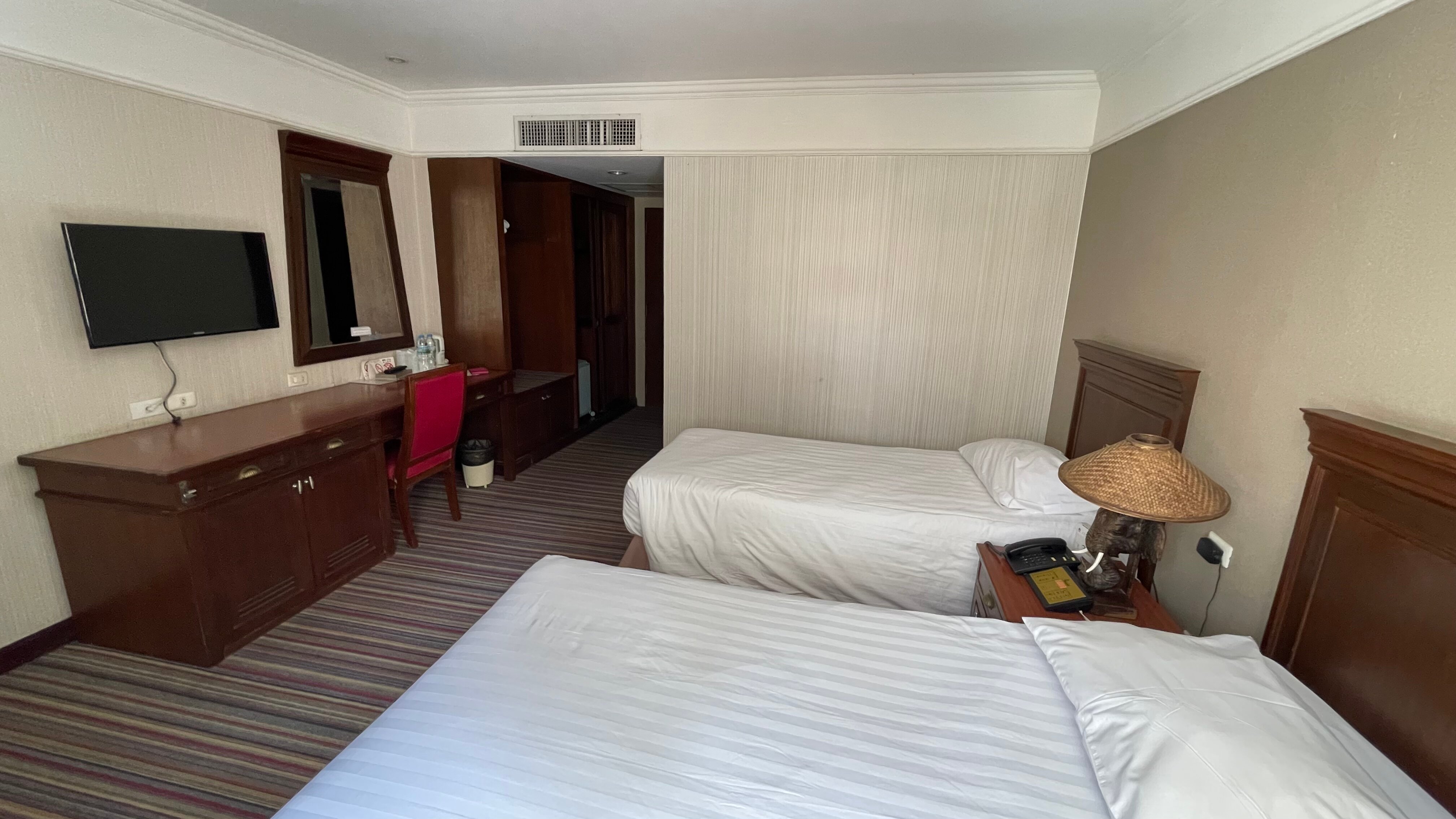 Фото Royal Rattanakosin Hotel