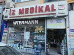Iz Health Medical Market (İstanbul, Kadikoy, Rasimpaşa Mah., Orgeneral Şahap Gürler Cad., 8A) ، سلع طبية ومواد استهلاكية