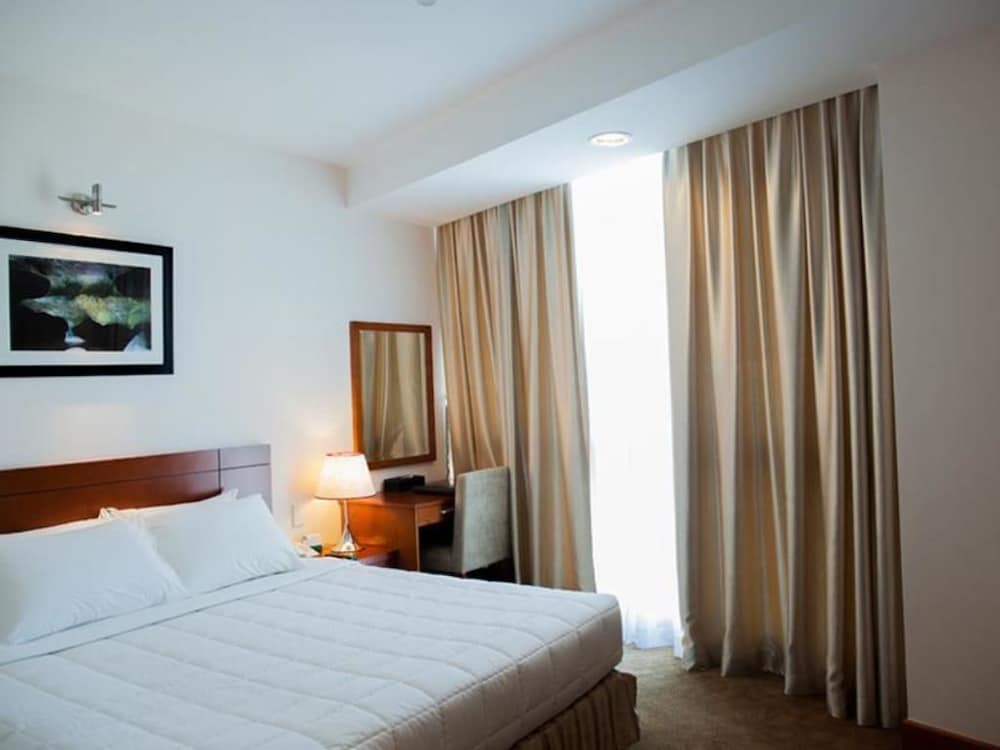 Фото River Hotel