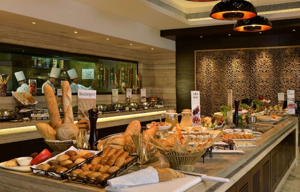 Фото Fortune District Centre Ghaziabad- Member ITC Hotel Group