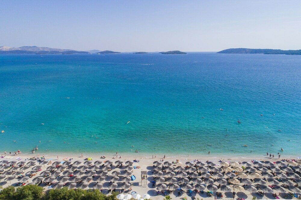 Фото 209944586057