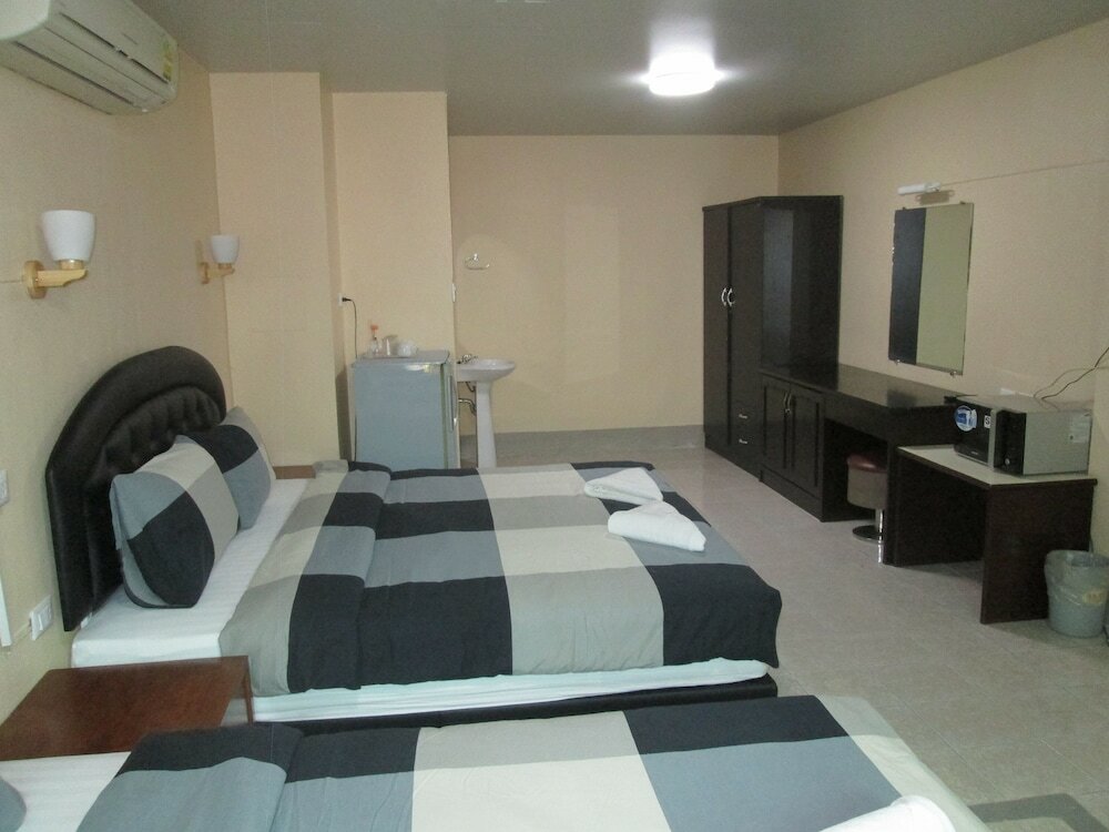 Фото Pineapple Guesthouse