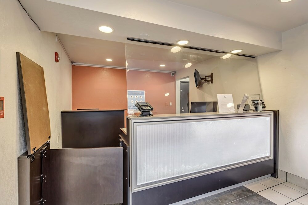 Фото Motel 6 Ogden, Ut- Downtown