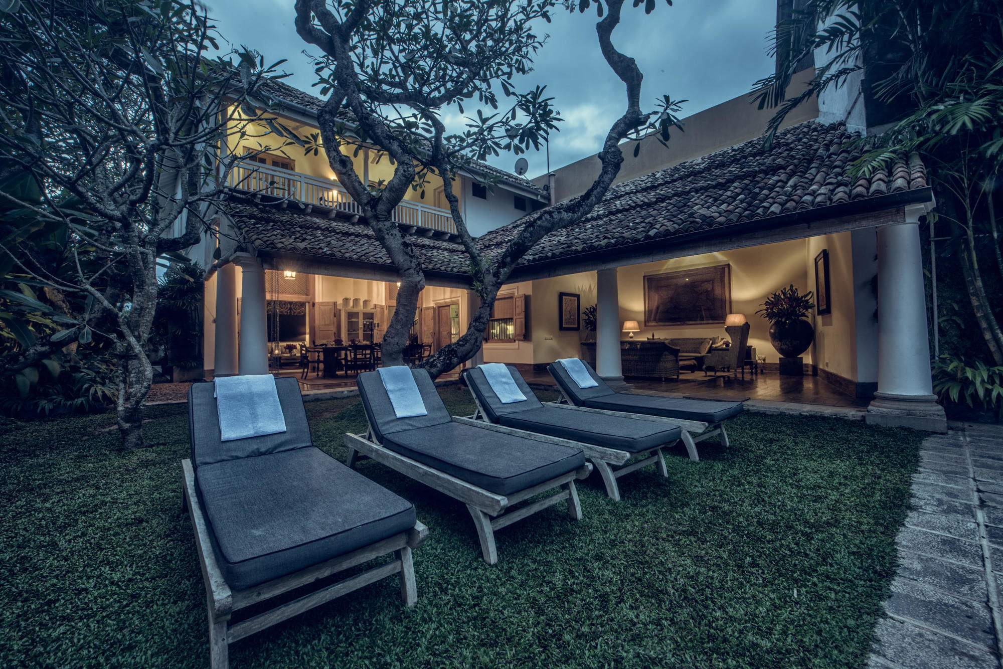 Фото Вилла Taru Villas - Rampart Street