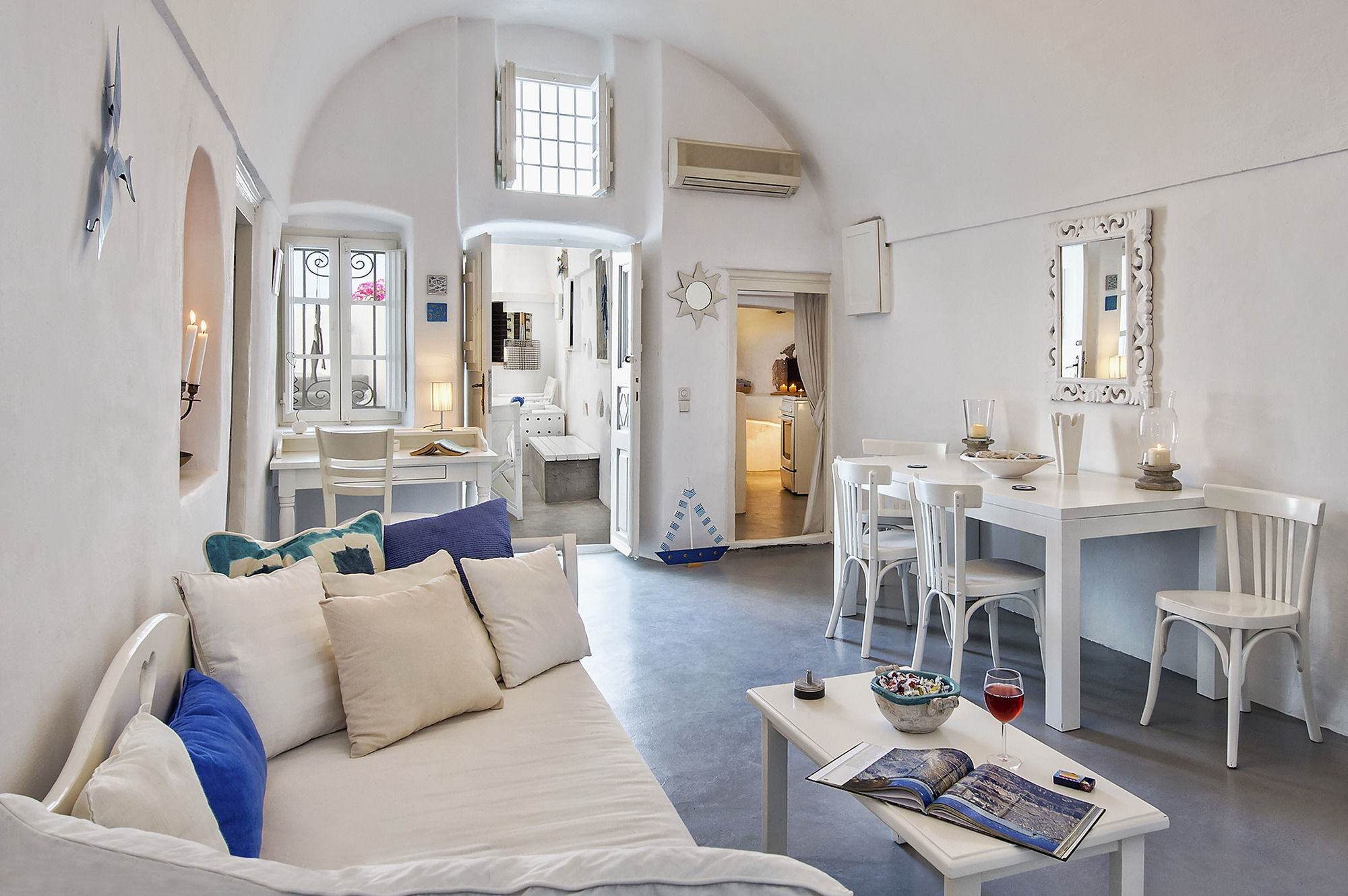 Фото White Cave Private Villa