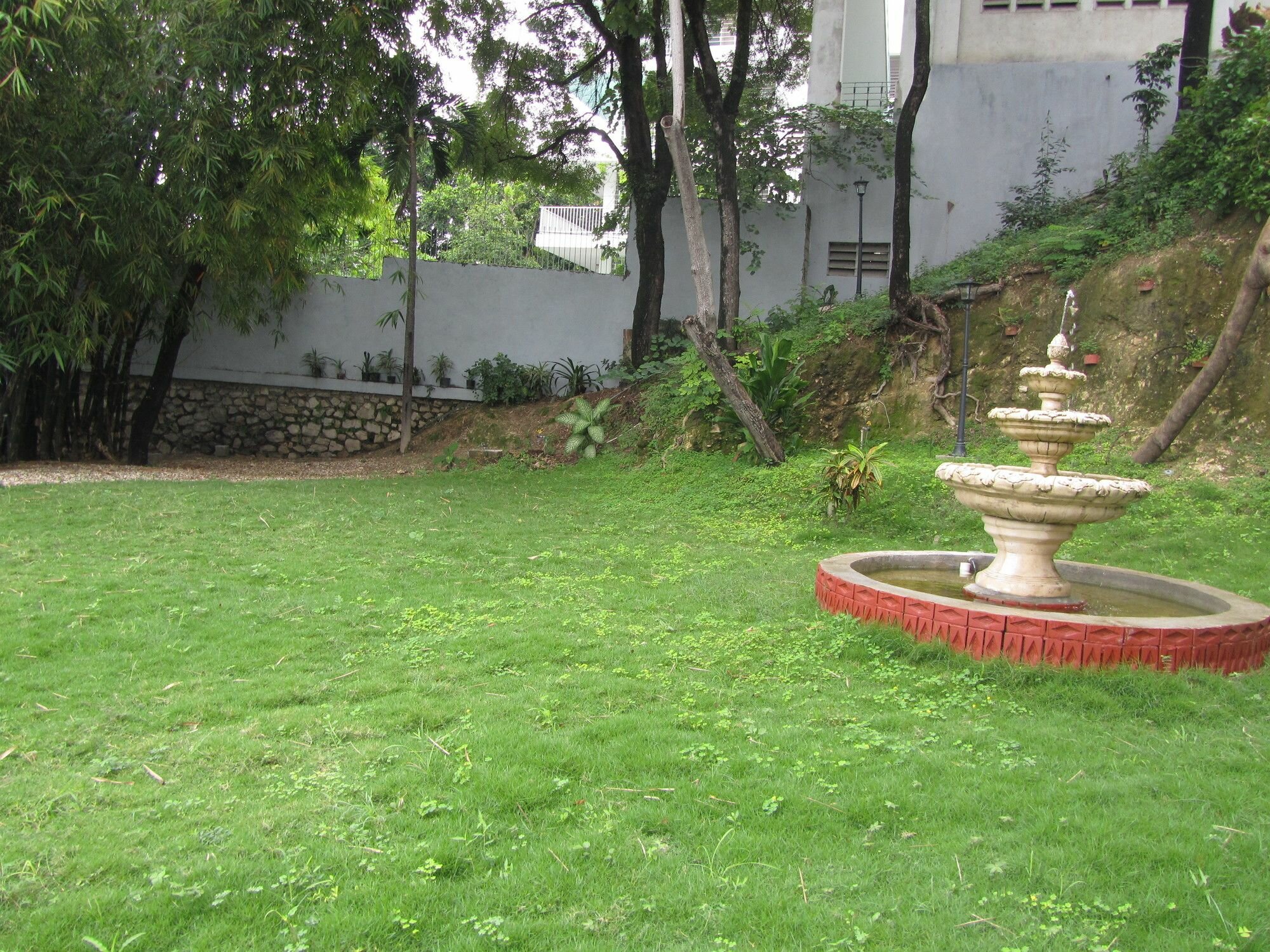 Фото Gala Tower Condo & Hotel