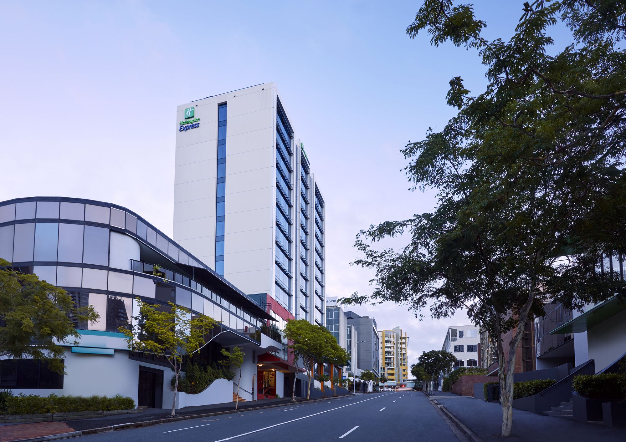 Фото Holiday Inn Express Brisbane Central