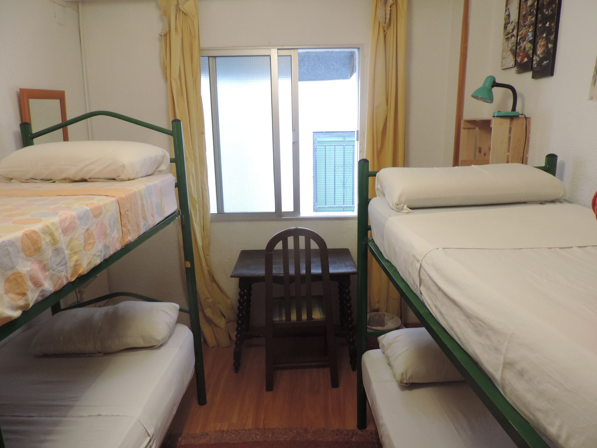 Фото Hostal El Cascabel - Hostel