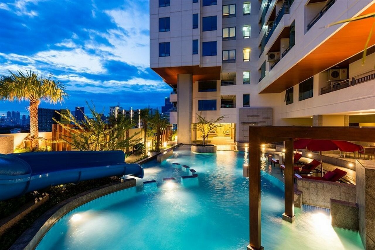 Фото отеля 1