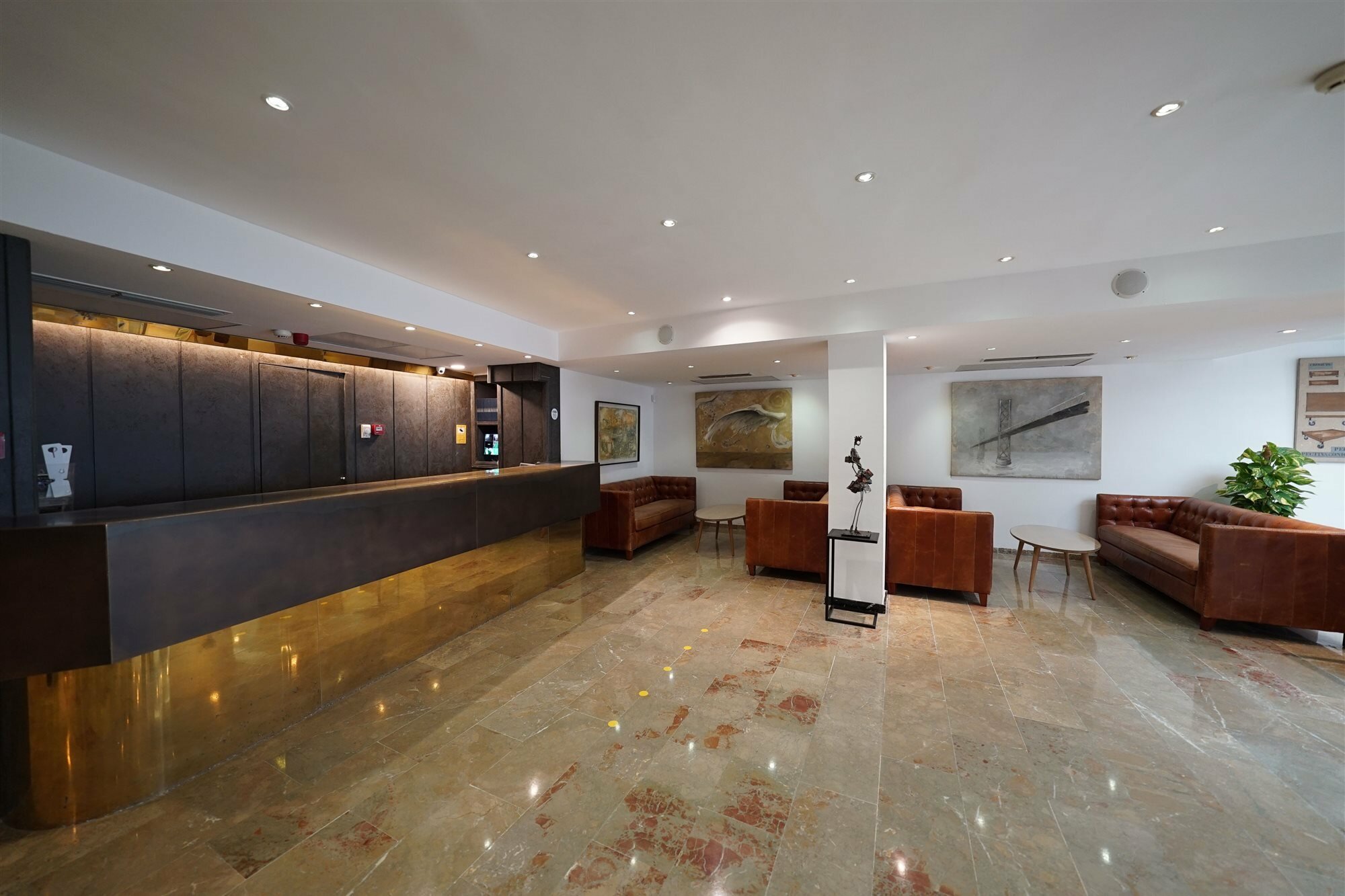 Фото Hotel Artmadams