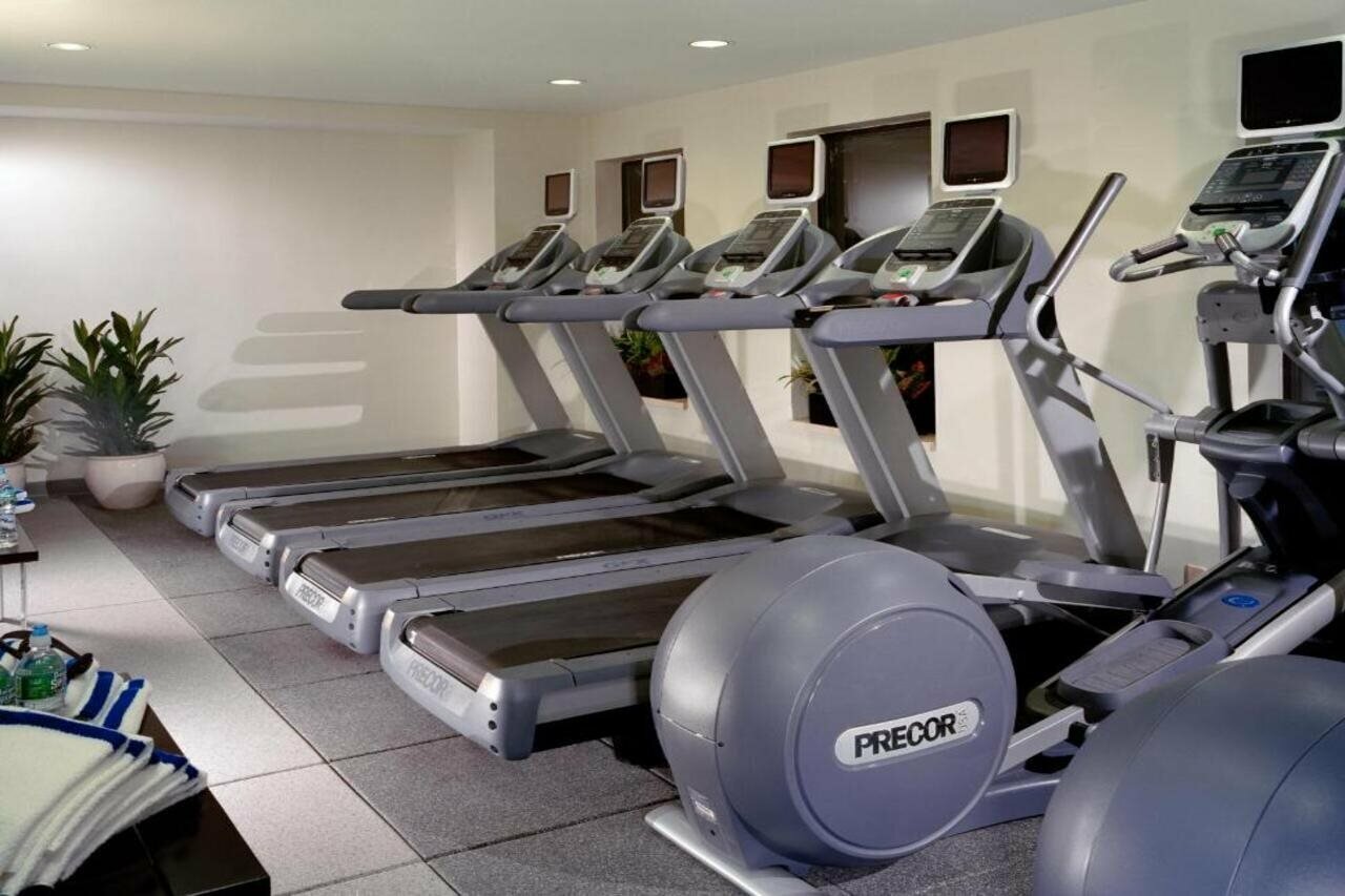 Фото DoubleTree Suites by Hilton Hotel Boston - Cambridge