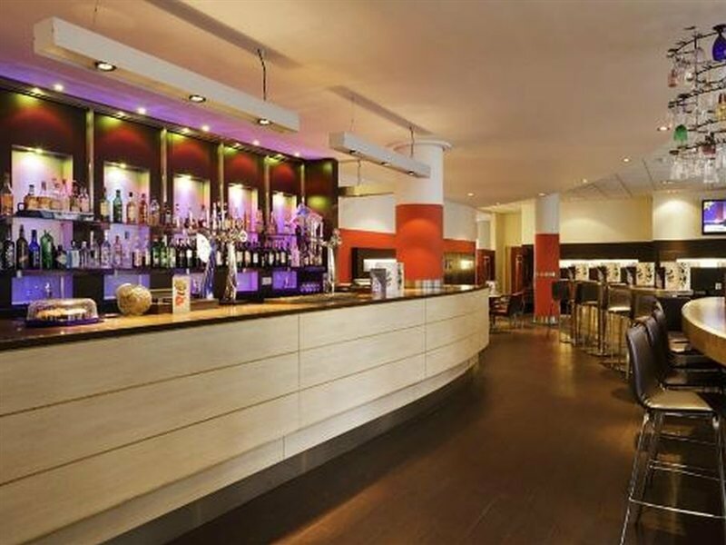 Фото Novotel London Bridge Hotel