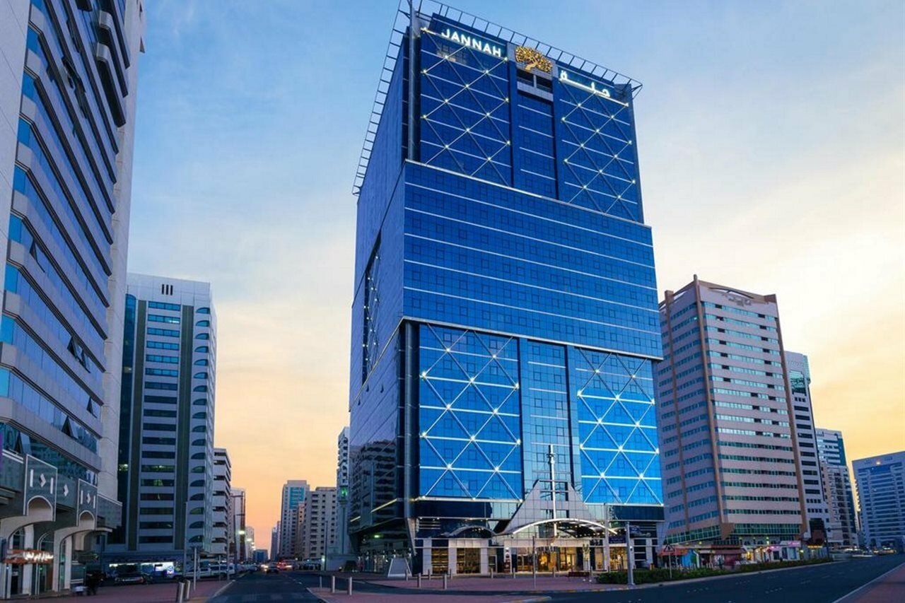 Фото отеля 1