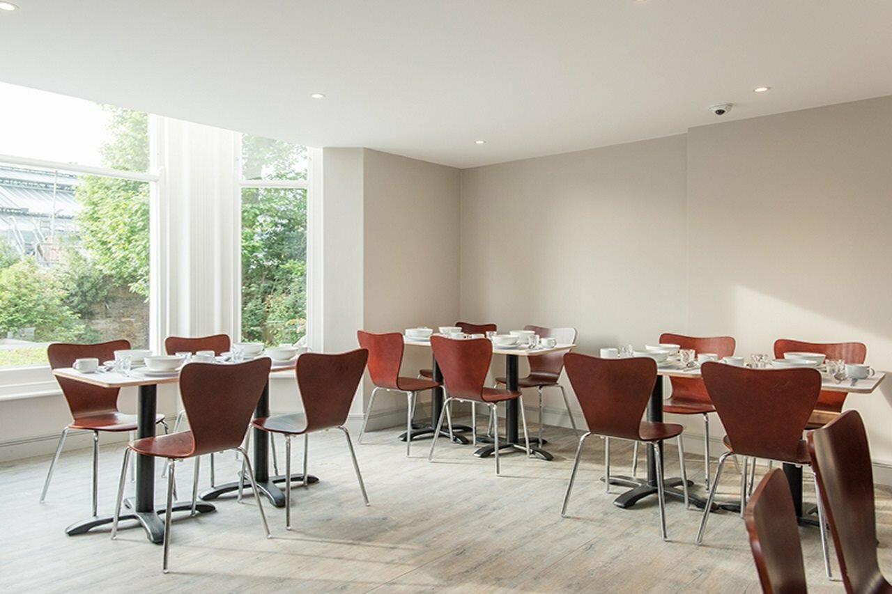 Фото Mowbray Court Hotel