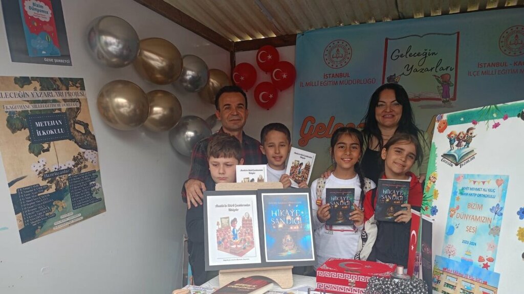 Primary school Ataturk Primary School, Istanbul, photo