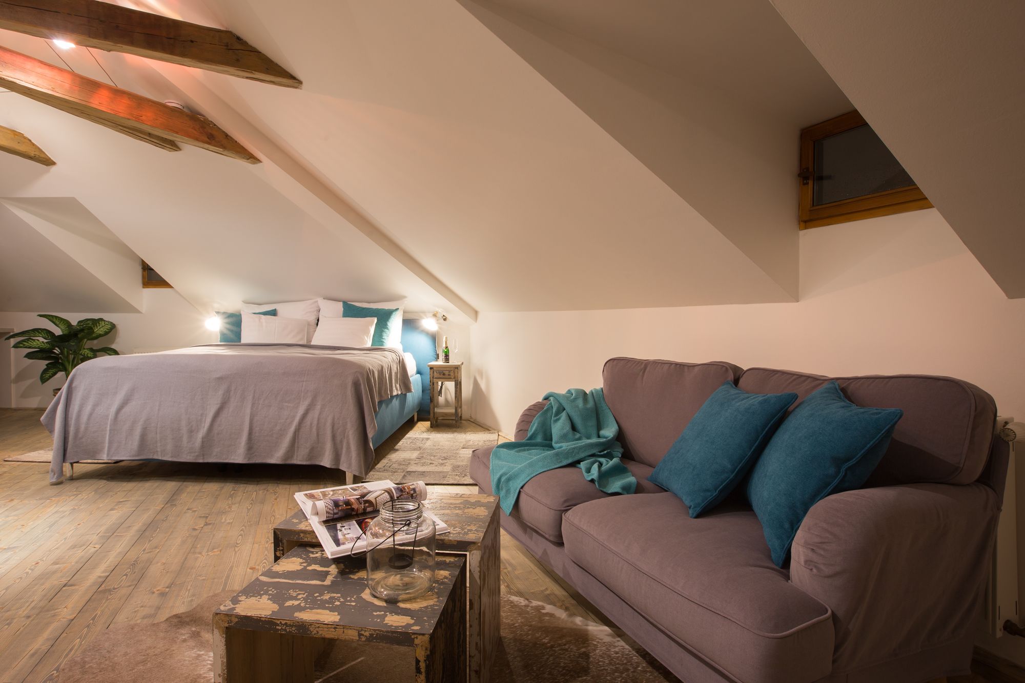 Фото Old Town Boho Chic Attic