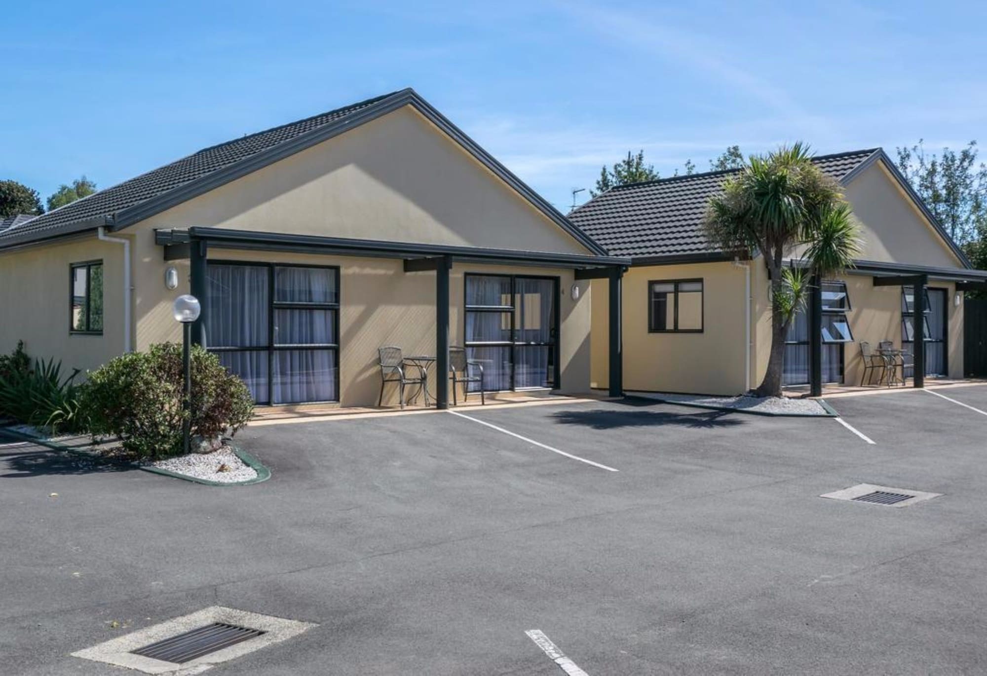 Фото Ashleigh Court Motel