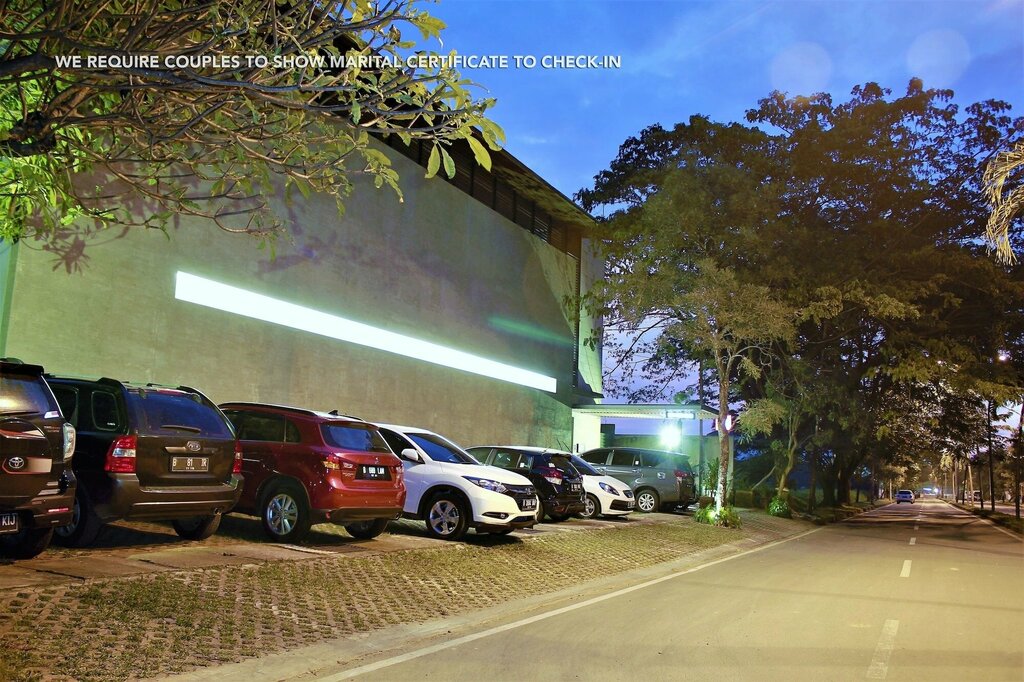 Hotel M Pavilion Karawaci, Earth, photo