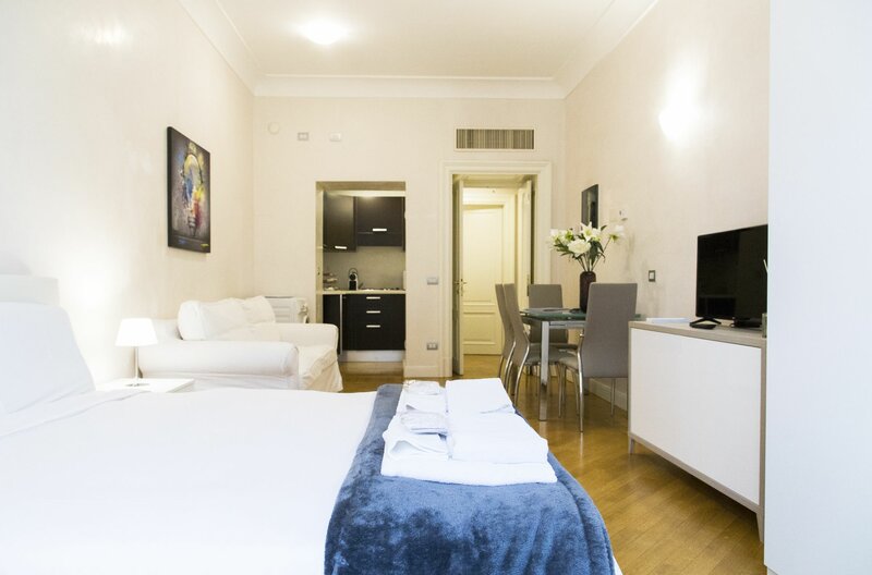 Гостиница Milan Royal Suites в Милане