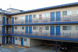 Гостиница Surf Motel