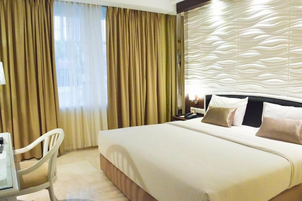 Hotel Hotel New Saphir Yogyakarta, Yogyakarta, photo