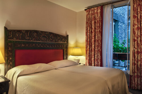 Внешний вид отеля Hotel Nicolo в Париже, фото 2