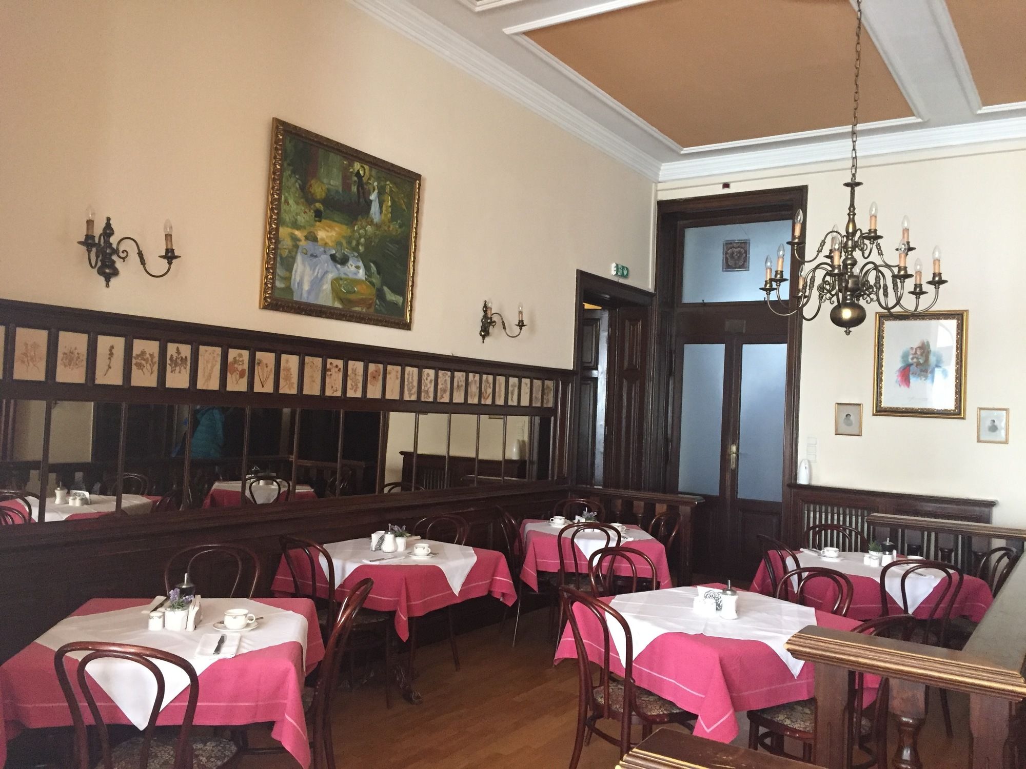 Фото Aparthotel Rothensteiner