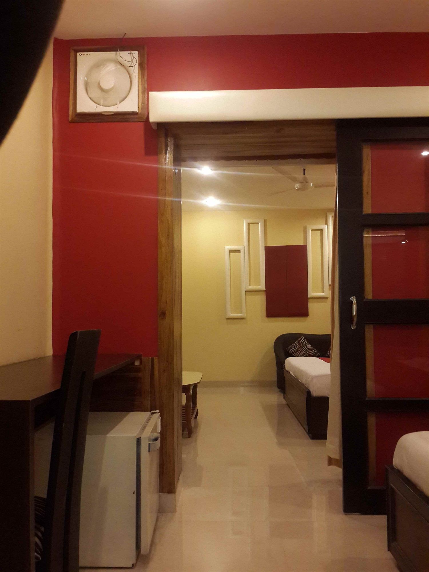 Фото Hotel Varuna