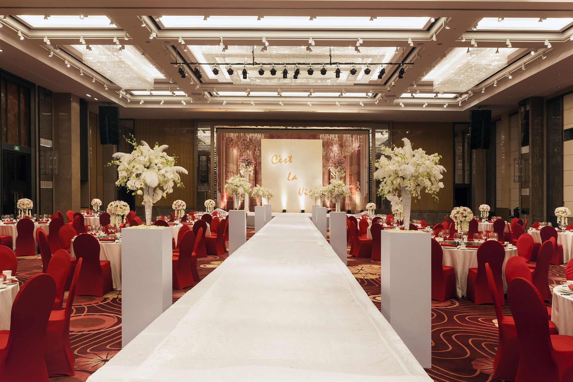 Фото Pan Pacific Serviced Suites Ningbo