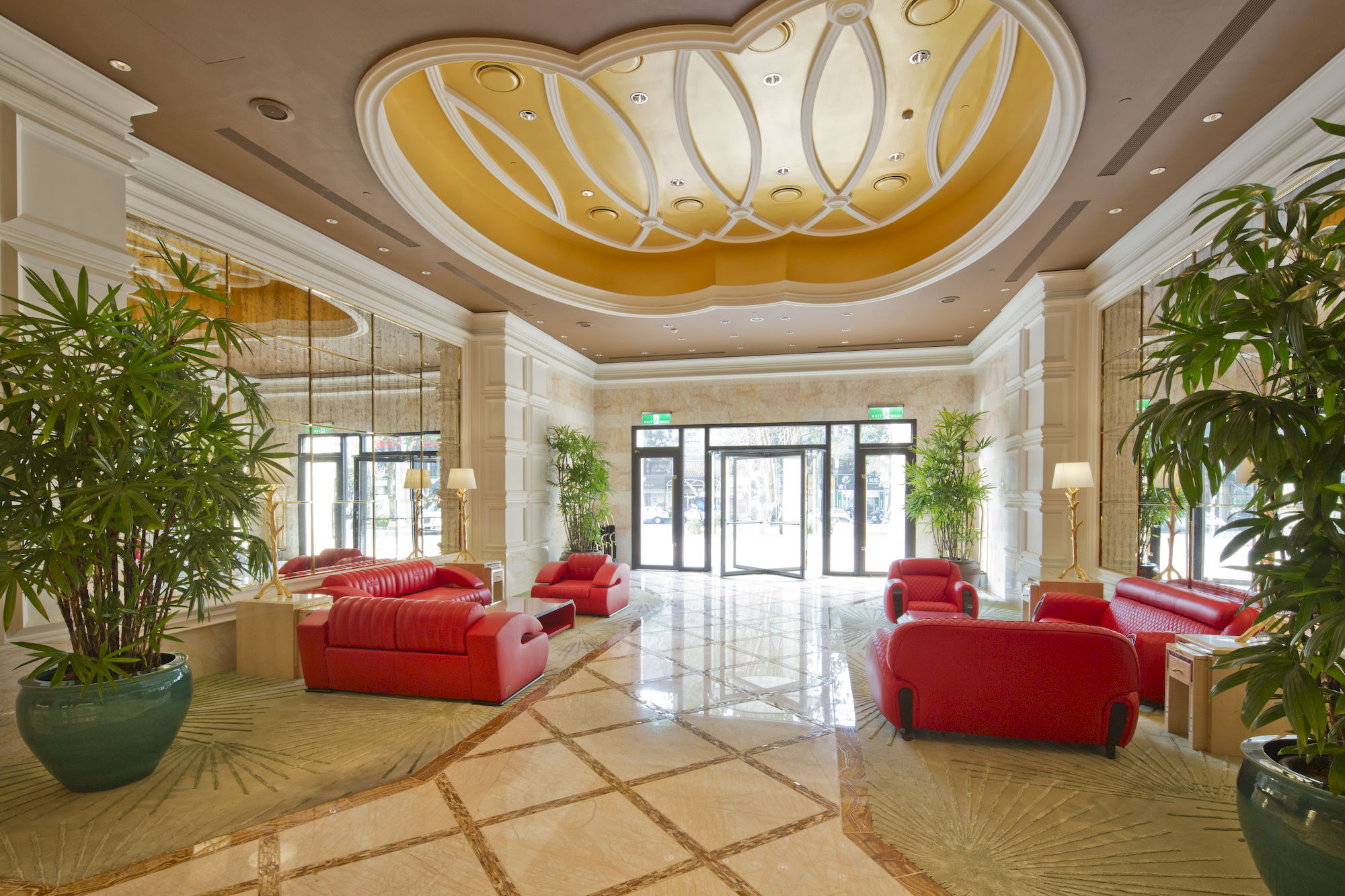 Фото The Lin Hotel