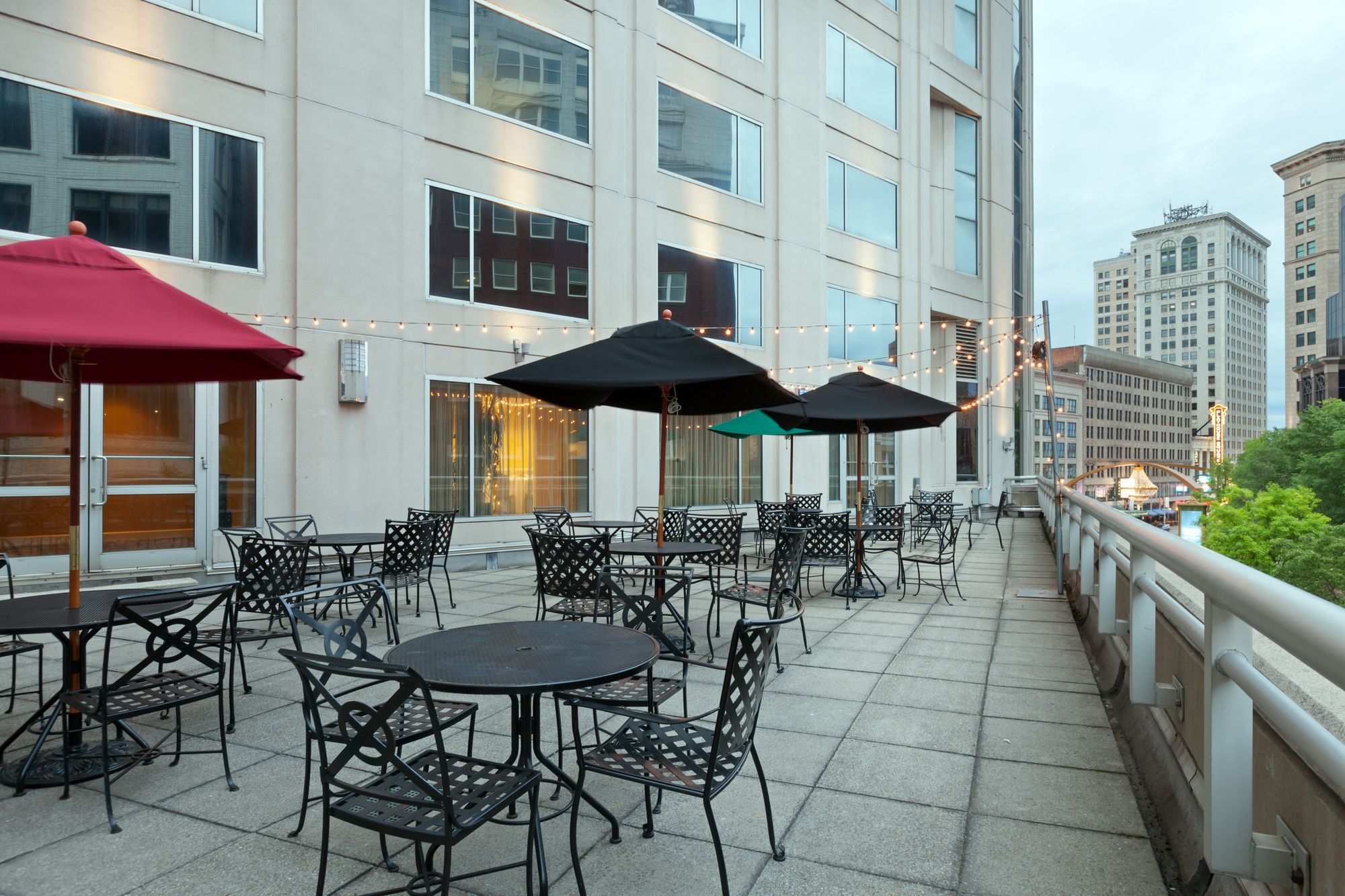 Фото Crowne Plaza Cleveland at Playhouse Square, an Ihg Hotel