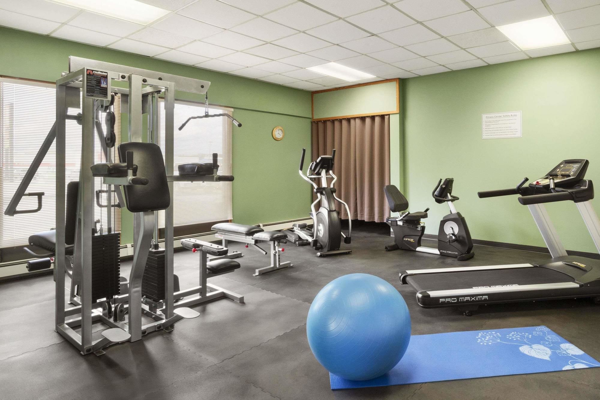 Фото Quality Inn & Suites