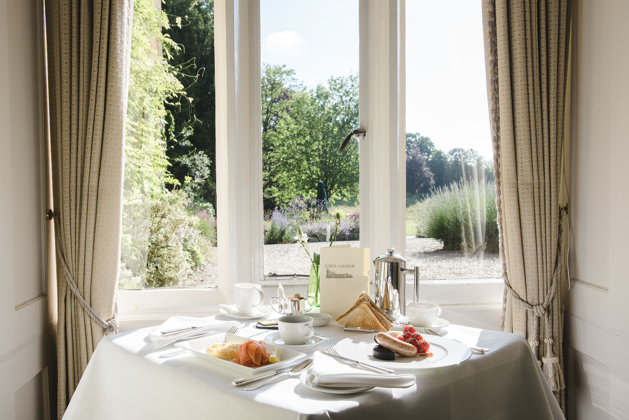 Фото Lords of the Manor Hotel