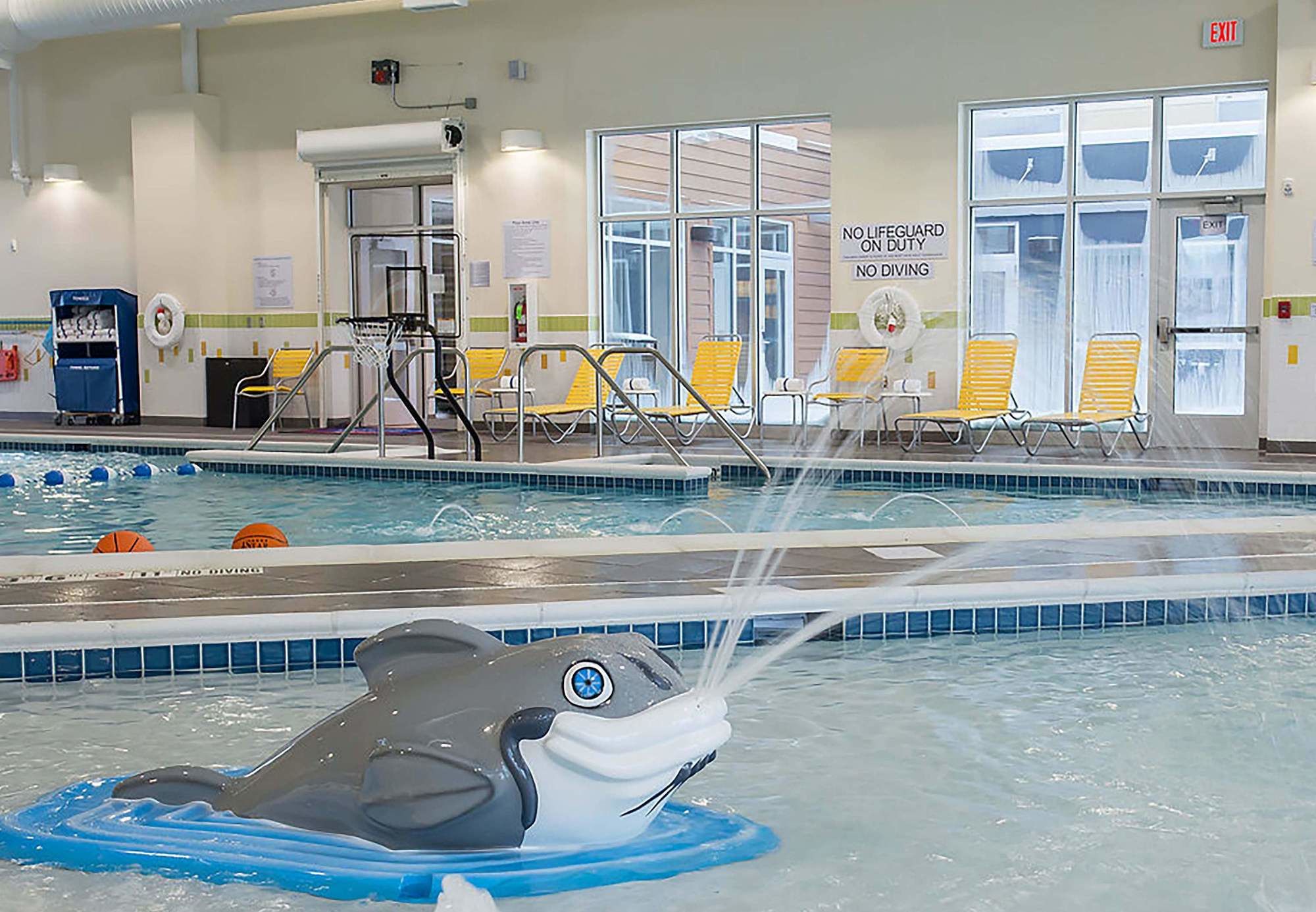 Фото Fairfield Inn & Suites Jamestown