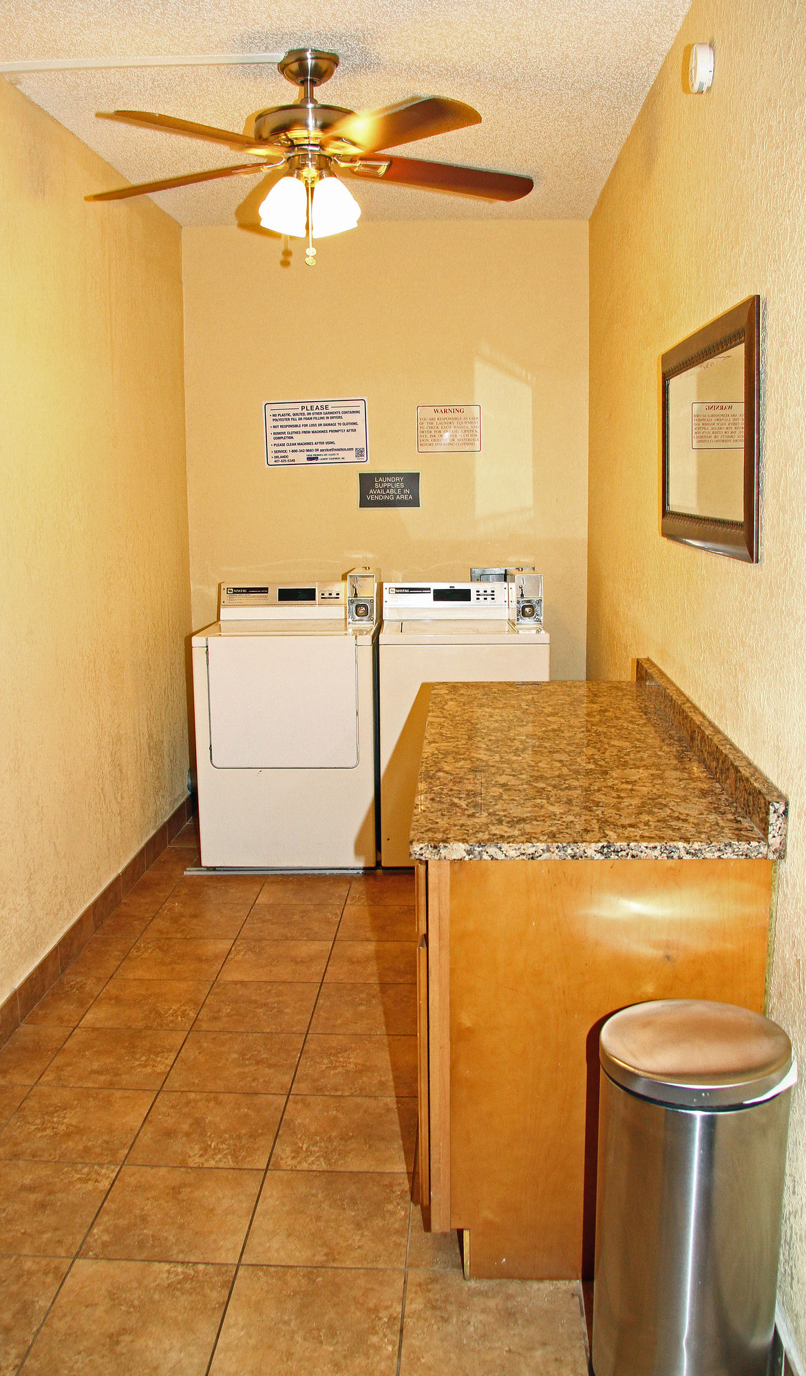 Фото Best Western Plus Universal Inn