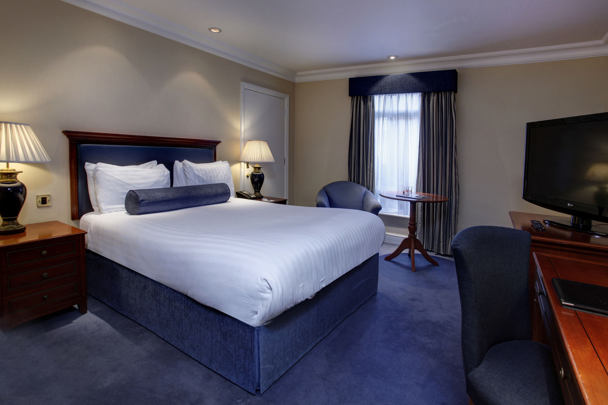 Фото Best Western Plus Birmingham Nec Meriden Manor Hotel