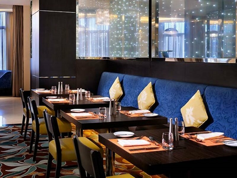 Фото Courtyard by Marriott Riyadh Diplomatic Quarter