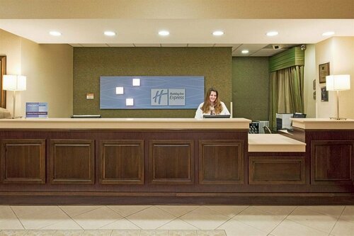 Внешний вид отеля Holiday Inn Express Hotel & Suites Clearwater/Us 19 N, an Ihg Hotel в Клеруотере, фото 5