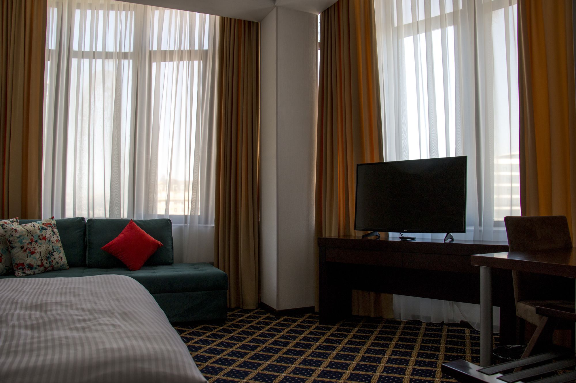 Фото Corniche Family Hotel Baku