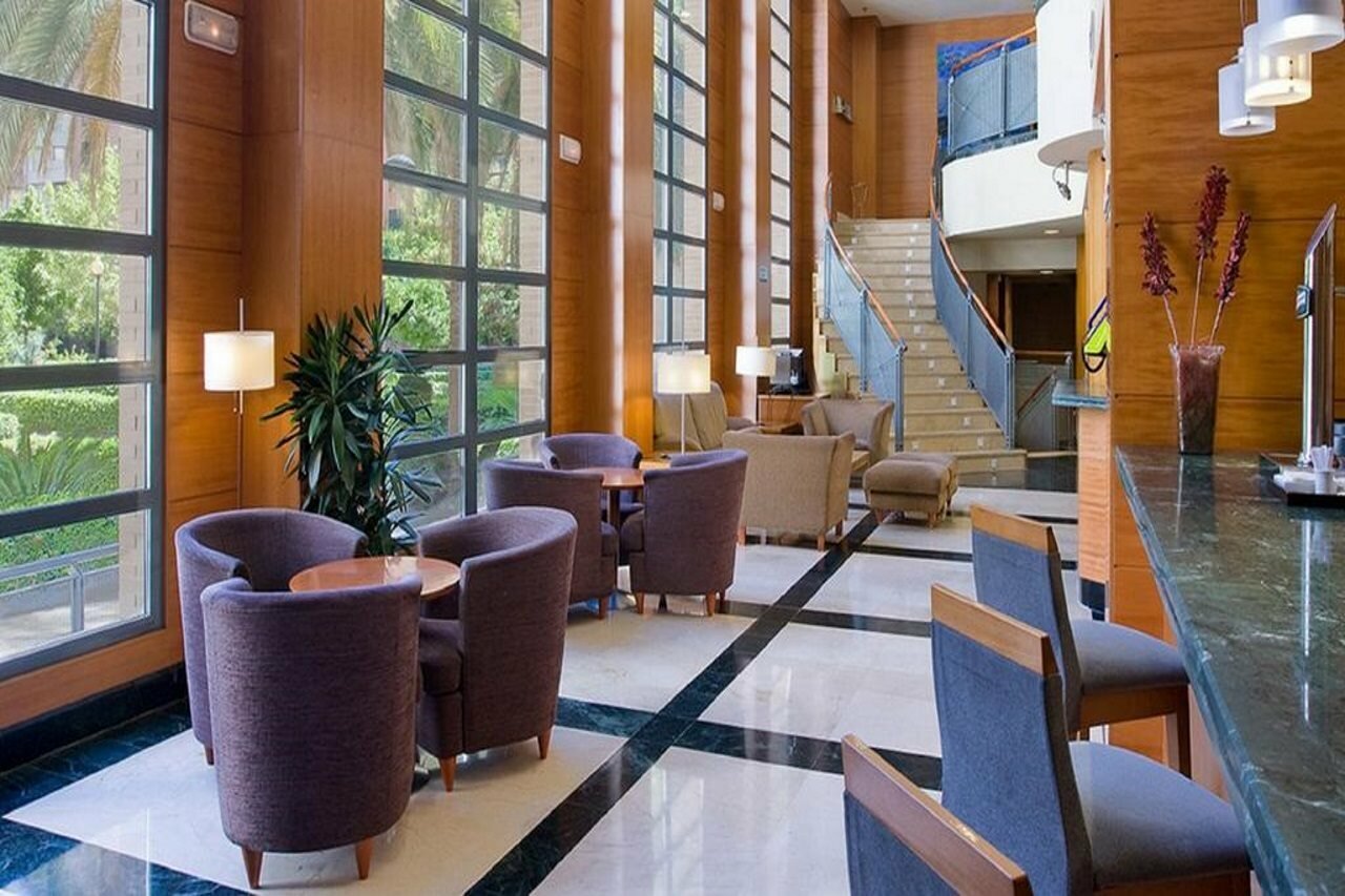 Фото Nh Valencia Las Artes