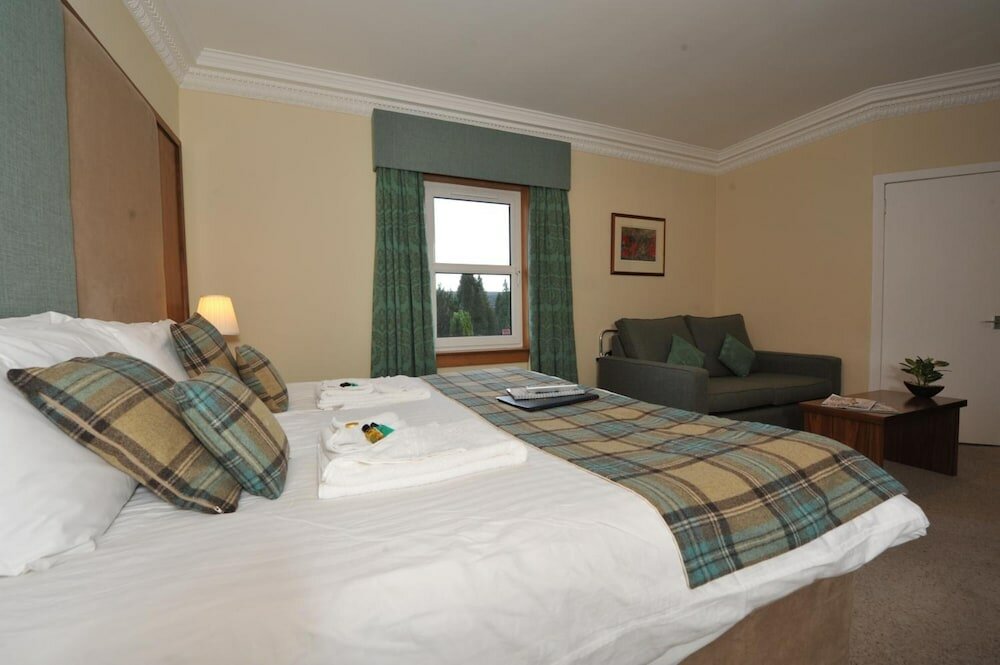 Фото Poppies Hotel