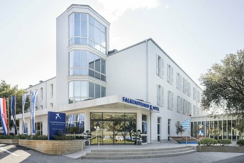 Гостиница Falkensteiner Hotel Park Punat