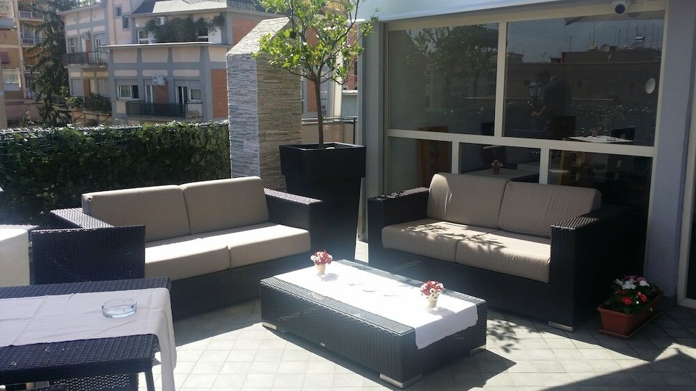 Фото Hotel Gravina San Pietro