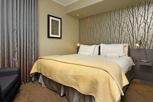 Гостиница The Hyde All-Suite Hotel