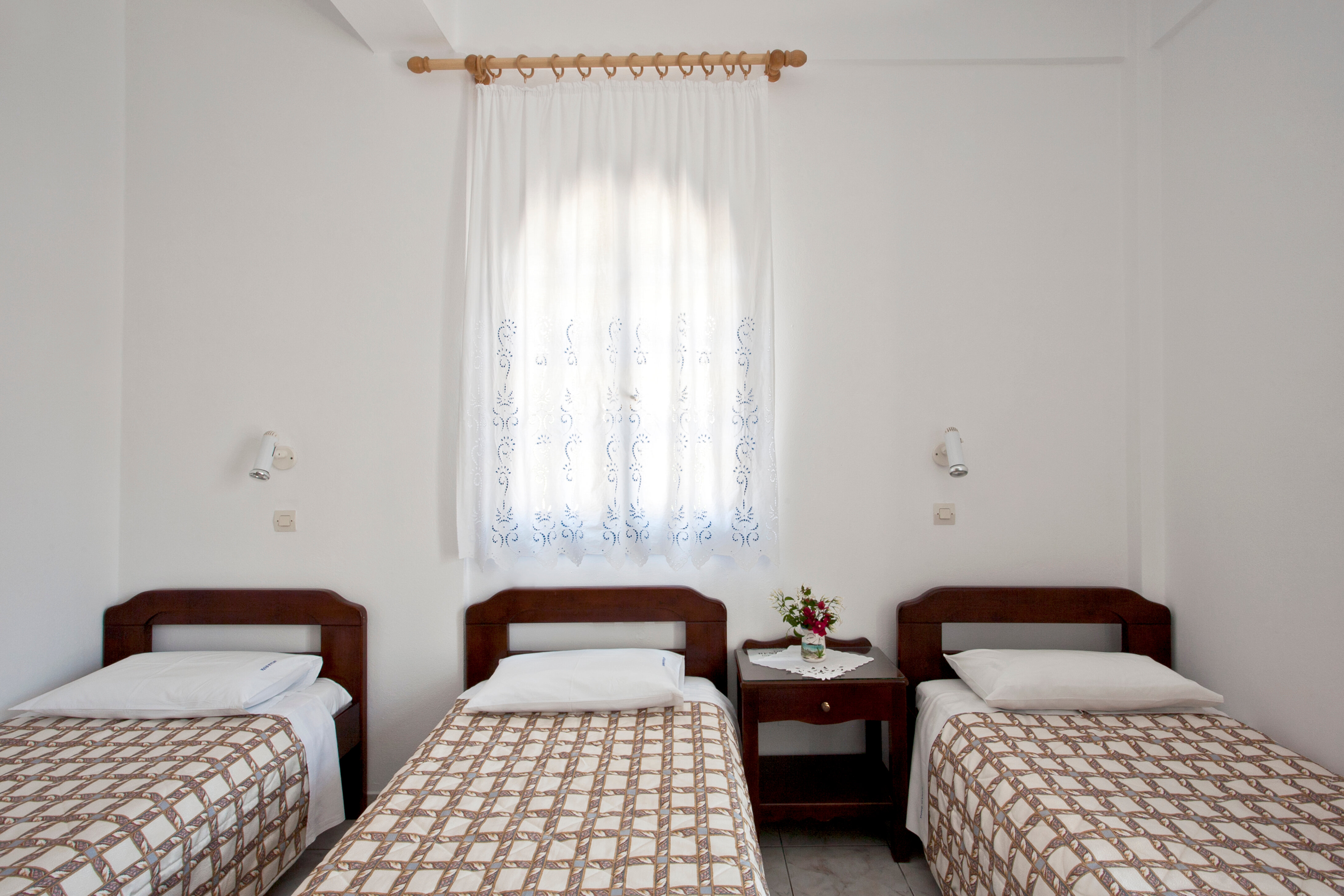 Фото Ancient Thera Studios