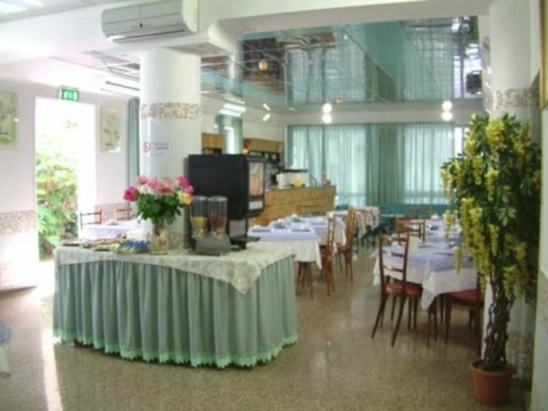 Фото Hotel Nanni Garni